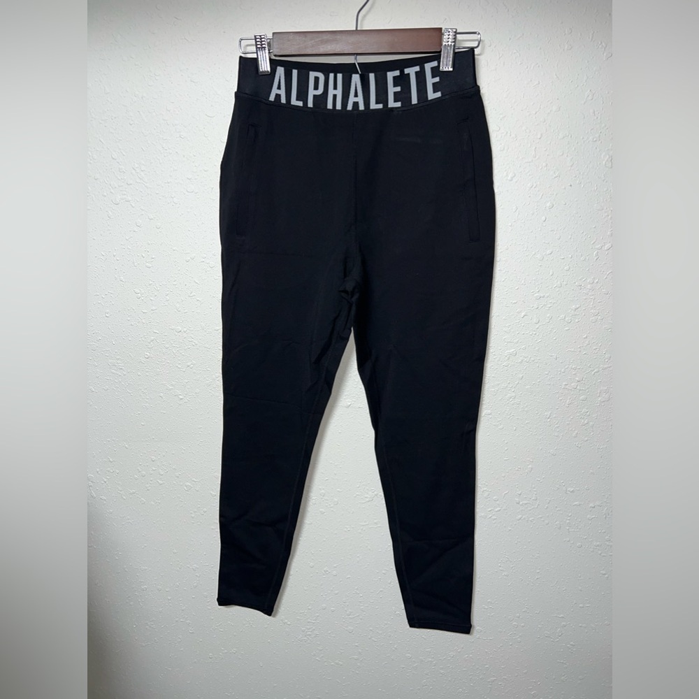 NEW with tags! Alphalete Black Joggers. Women’s‎ Size Small